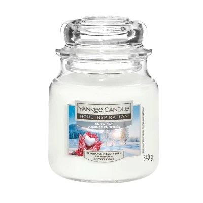 Yankee Candle Snow Day, Świąteczna Średnia Świeca Zapachowa 340g